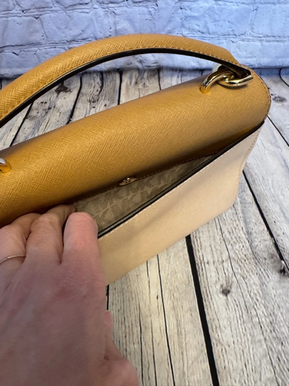 Michael Kors Beige Tan Colorblock Saffiano Leather Top Handle Satchel Chic